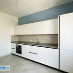 Affitto 4 camera appartamento di 124 m² in Turin