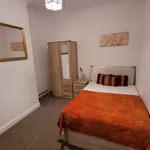 Rent 4 bedroom house in Yorkshire And The Humber