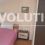 Rent 3 bedroom apartment of 100 m² in Sofia