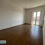 Rent 2 bedroom apartment of 55 m² in Milan