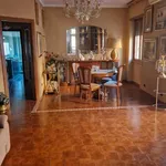 Rent 2 bedroom apartment of 90 m² in Roma