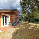 Rent 5 bedroom house of 120 m² in Trecastagni