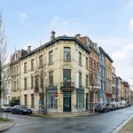 Appartement de 240 m² avec 9 chambre(s) en location à België