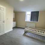 Rent 6 bedroom flat in West Midlands