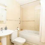 Rent 2 bedroom apartment in Yorkshire And The Humber