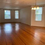 Rent 2 bedroom apartment in Schenectady