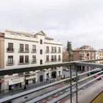 Rent a room of 150 m² in granada