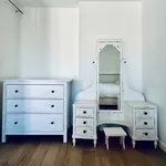 Appartement de 77 m² avec 1 chambre(s) en location à Paris