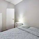 Rent a room in lisbon