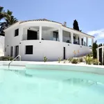 Rent 5 bedroom house of 380 m² in El Rosario