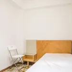 Rent a room of 120 m² in valencia