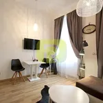 Pronajměte si 1 ložnic/e byt o rozloze 25 m² v Praha