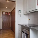 Rent 1 bedroom apartment of 60 m² in Porto