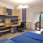 Rent 4 bedroom house of 100 m² in Oltre il Colle