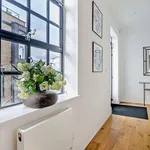 Rent 3 bedroom flat of 112 m² in london