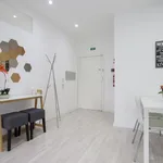 Alugar 2 quarto apartamento de 65 m² em Porto