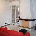 Rent 4 bedroom apartment of 90 m² in Modena