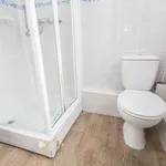 Rent 4 bedroom apartment in Coventry