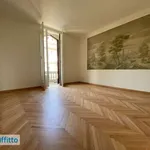 Rent 4 bedroom house of 130 m² in Milan