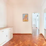 Rent a room of 187 m² in Lisbon