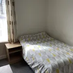 Rent 3 bedroom house in Hull