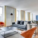 Appartement de 1518 m² avec 3 chambre(s) en location à Paris