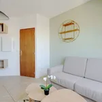 Rent 2 bedroom apartment of 28 m² in Paris 17