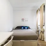 Rent 3 bedroom apartment in Madrid