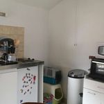 Appartement de 28 m² avec 2 chambre(s) en location à Poitiers