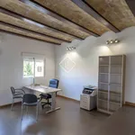 Rent 6 bedroom house of 728 m² in Valencia