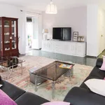 Rent 3 bedroom apartment in Malaga']