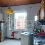 Rent 6 bedroom apartment of 90 m² in Genova