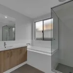 Rent 4 bedroom house in Baldivis