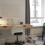 Rent a room of 245 m² in madrid