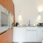 Rent 3 bedroom flat in Green