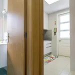 Rent 3 bedroom apartment of 70 m² in Porto