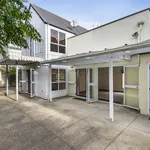 Rent 3 bedroom house in Puketāpapa