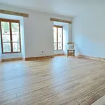 Appartement de 55 m² avec 2 chambre(s) en location à Largentière