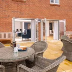 Flat to rent in Oakhill Place, High View, Bedford MK41