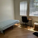 Rent 2 bedroom apartment in Irvine