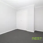 Rent 4 bedroom house in Oran Park