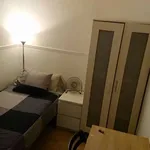 Rent a room of 70 m² in madrid