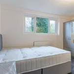 Rent 5 bedroom flat in West Midlands