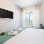 Rent 2 bedroom apartment in Porto