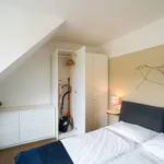 Miete 1 Schlafzimmer wohnung von 592 m² in vienna