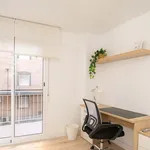 Rent a room of 110 m² in Elx