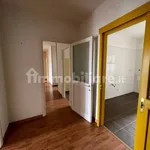 Rent 5 bedroom apartment of 120 m² in Naples