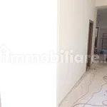 Affitto 3 camera appartamento di 64 m² in Naples