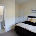 Rent a room in Wakefield