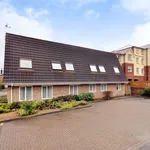 Rent 2 bedroom flat in South East England